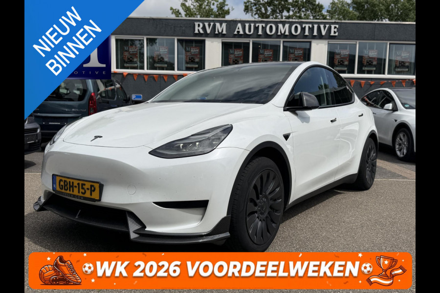 Tesla Model Y RWD 58 kWh UNIEK!| |VAN €35.900:,- VOOR: 32.877,- UW WKVOORDEEL: 3.023,- | STOEL + STUURWIELVERWARMING l CARBON PAKKET | TESLA FABRIEKSGARANTIE  9-2027 OF TOT 80.000 KM |