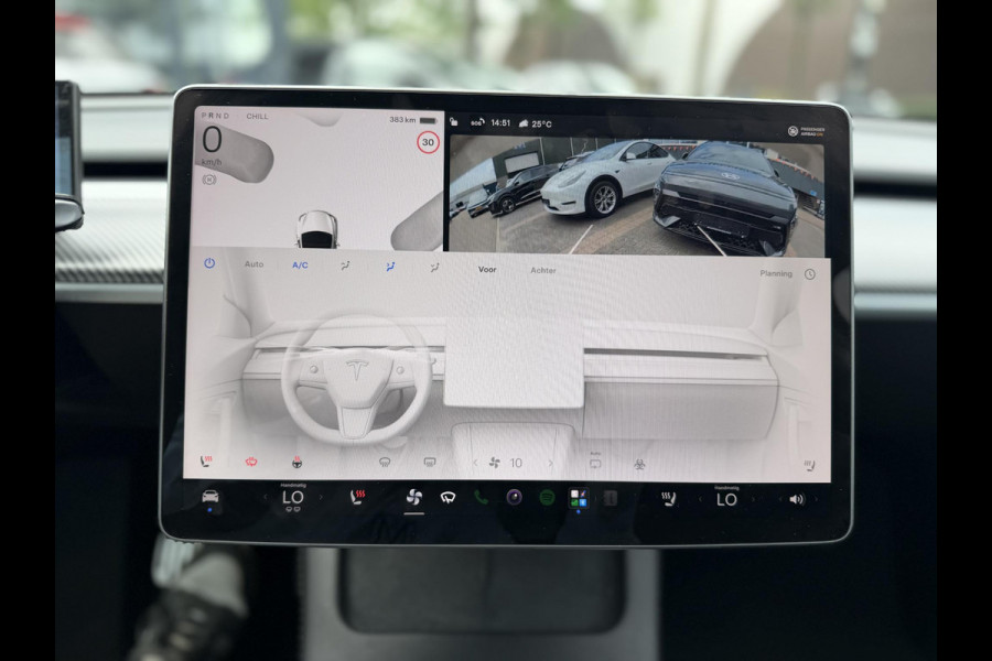 Tesla Model Y RWD 58 kWh UNIEK!| |VAN €35.900:,- VOOR: 32.877,- UW WKVOORDEEL: 3.023,- | STOEL + STUURWIELVERWARMING l CARBON PAKKET | TESLA FABRIEKSGARANTIE  9-2027 OF TOT 80.000 KM |