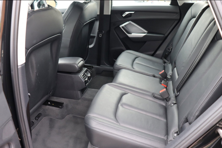 Audi Q3 35 TFSI Bus. org.NL sportleer+vw el.klep carplay keyless