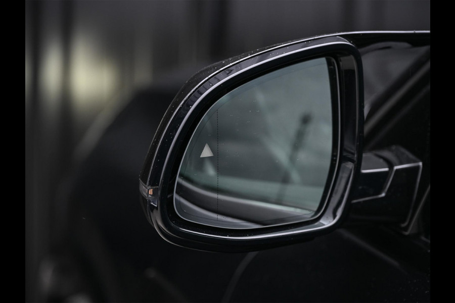 BMW X5 xDrive45e High Executive | Alcantara Hemel | Sky Lounge | 360 Camera | Head-Up | Massage | Stoelventilatie | Soft-Close | Laser Light | Trekhaak | Active Cruise | Luchtvering | Achterasbesturing |