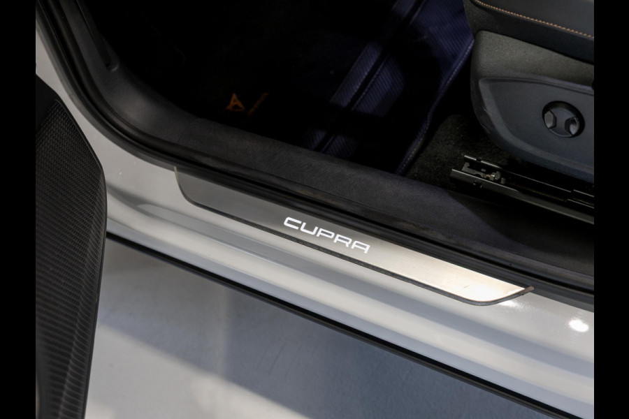 CUPRA Formentor 1.5 TSI Business Edition Plus / 150pk / Panorama dak / Achteruitrijcamera / Geheugen stoelen / Trekhaak / Navigatie / Apple carplay /