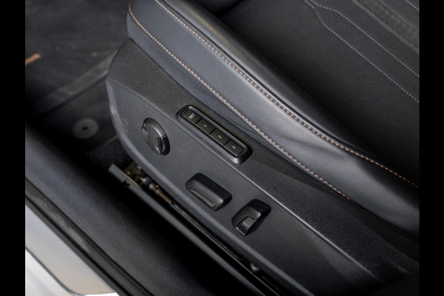 CUPRA Formentor 1.5 TSI Business Edition Plus / 150pk / Panorama dak / Achteruitrijcamera / Geheugen stoelen / Trekhaak / Navigatie / Apple carplay /