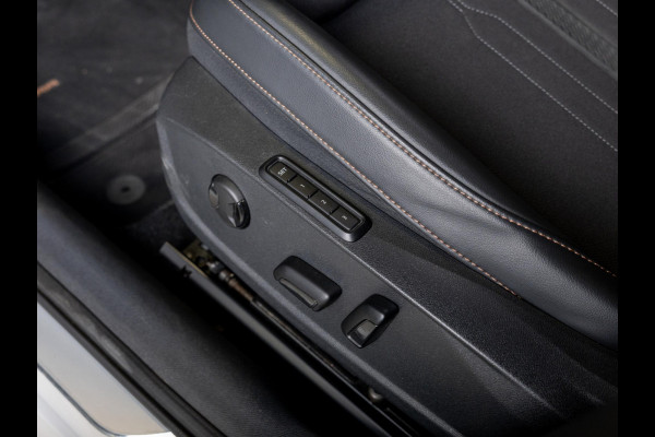 CUPRA Formentor 1.5 TSI Business Edition Plus / 150pk / Panorama dak / Achteruitrijcamera / Geheugen stoelen / Trekhaak / Navigatie / Apple carplay /