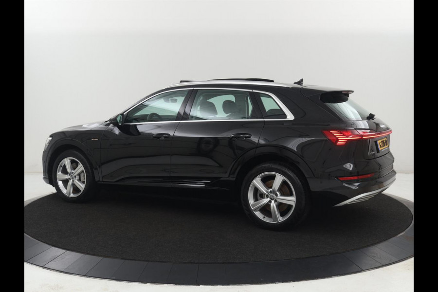 Audi e-tron 50 quattro Launch edition plus 71 kWh | SOH 90.6 | Panoramadak | Luchtvering | Adaptive cruise | Leder | Carplay | Memory | Stoelverwarming | Navi. Full map | PDC