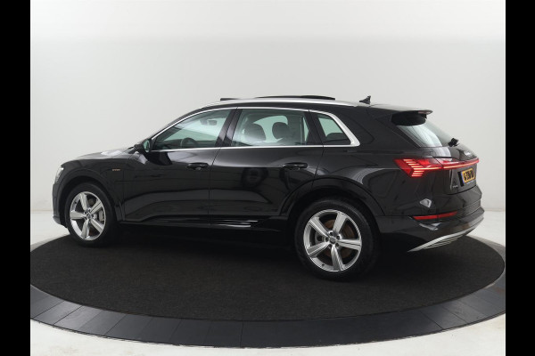 Audi e-tron 50 quattro Launch edition plus 71 kWh | SOH 90.6 | Panoramadak | Luchtvering | Adaptive cruise | Leder | Carplay | Memory | Stoelverwarming | Navi. Full map | PDC