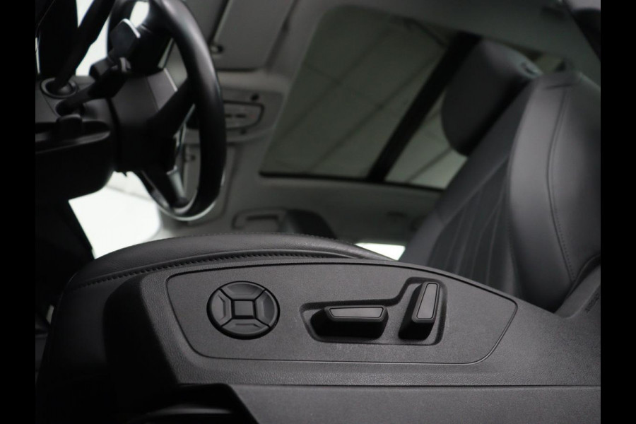 Audi e-tron 50 quattro Launch edition plus 71 kWh | SOH 90.6 | Panoramadak | Luchtvering | Adaptive cruise | Leder | Carplay | Memory | Stoelverwarming | Navi. Full map | PDC