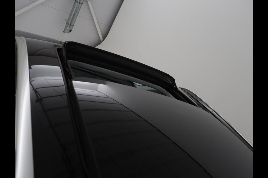 Audi e-tron 50 quattro Launch edition plus 71 kWh | SOH 90.6 | Panoramadak | Luchtvering | Adaptive cruise | Leder | Carplay | Memory | Stoelverwarming | Navi. Full map | PDC