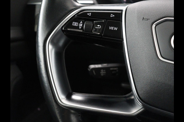 Audi e-tron 50 quattro Launch edition plus 71 kWh | SOH 90.6 | Panoramadak | Luchtvering | Adaptive cruise | Leder | Carplay | Memory | Stoelverwarming | Navi. Full map | PDC