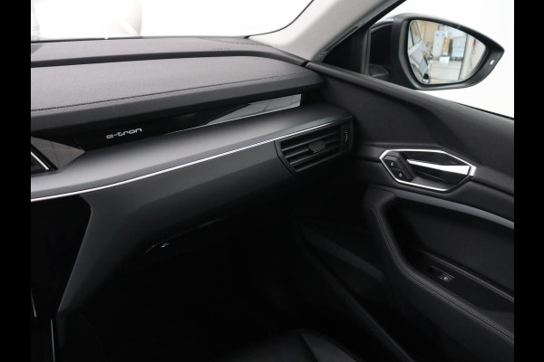 Audi e-tron 50 quattro Launch edition plus 71 kWh | SOH 90.6 | Panoramadak | Luchtvering | Adaptive cruise | Leder | Carplay | Memory | Stoelverwarming | Navi. Full map | PDC