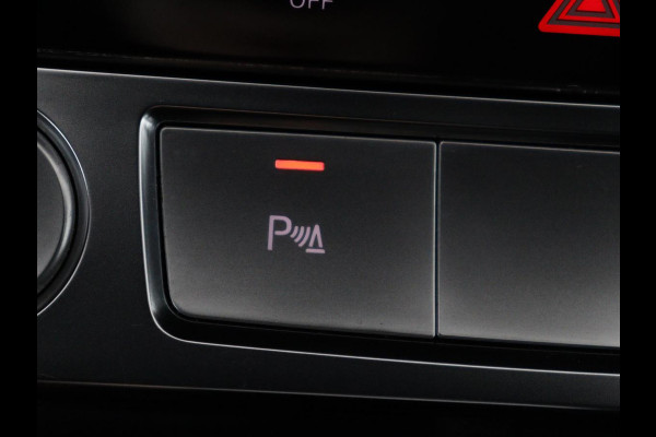 Audi e-tron 50 quattro Launch edition plus 71 kWh | SOH 90.6 | Panoramadak | Luchtvering | Adaptive cruise | Leder | Carplay | Memory | Stoelverwarming | Navi. Full map | PDC