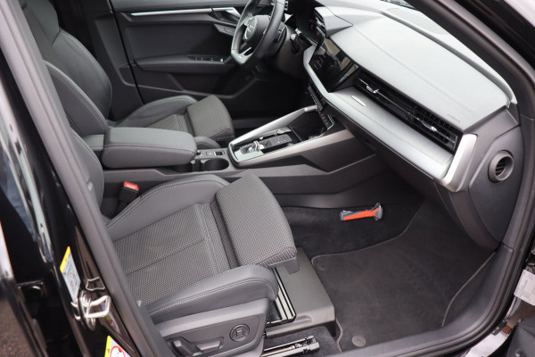 Audi A3 Sportback 35 TFSI S-Line org.NL h.leer+el+mem+vw matrix-LED camera el.klep park.hulp Ambient Light Plus