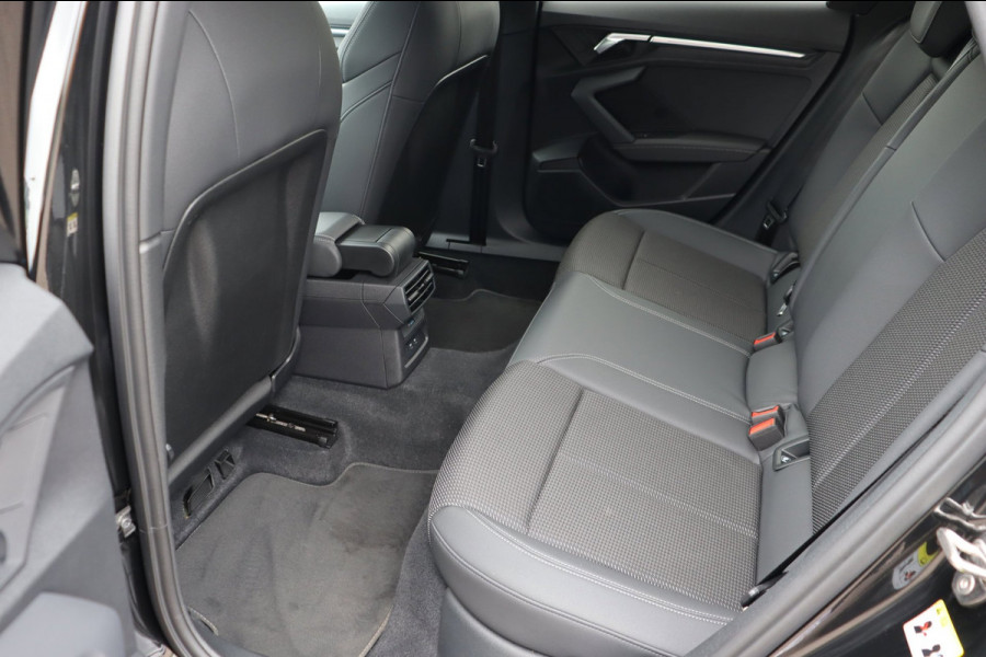 Audi A3 Sportback 35 TFSI S-Line org.NL h.leer+el+mem+vw matrix-LED camera el.klep park.hulp Ambient Light Plus