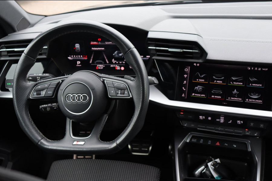 Audi A3 Sportback 35 TFSI S-Line org.NL h.leer+el+mem+vw matrix-LED camera el.klep park.hulp Ambient Light Plus