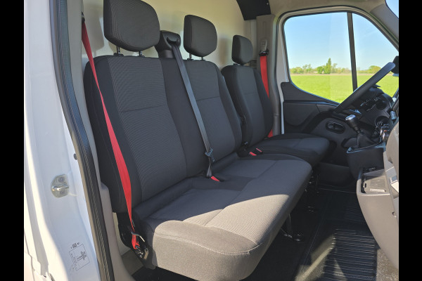 Renault Master T35 2.3 dCi 145 L3 Lowliner - 145 Pk - Euro 6 - Airco - Cruise Control