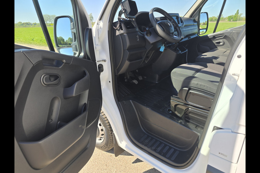 Renault Master T35 2.3 dCi 145 L3 Lowliner - 145 Pk - Euro 6 - Airco - Cruise Control