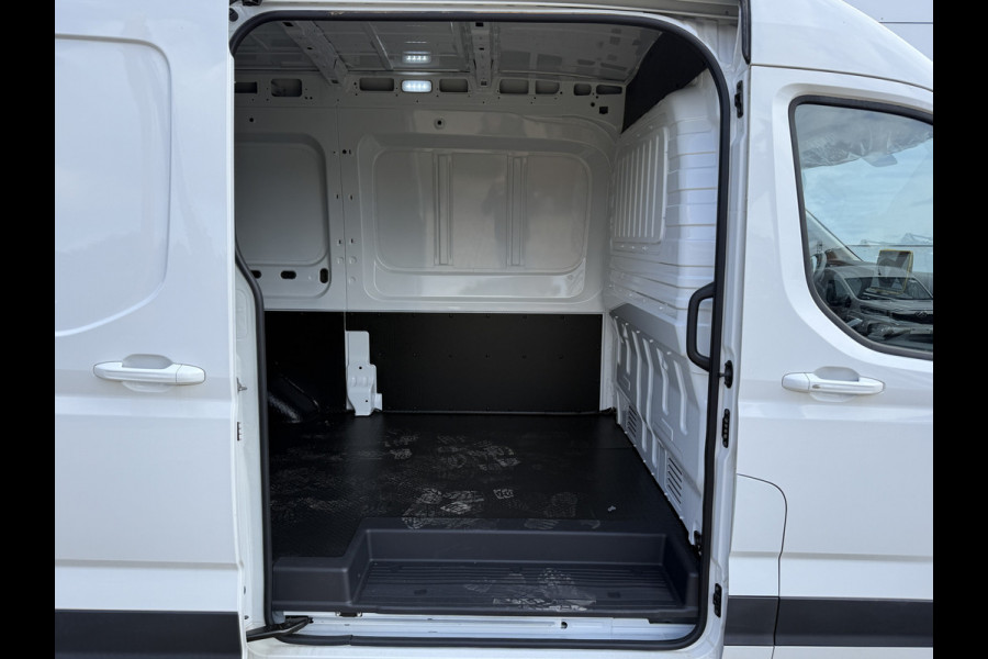 Maxus eDeliver 9 52kWh 204PK Nieuw! Elektrisch L2H2 280km WLTP Snelladen LED Carplay Cruise control Camera Airco Parkeersensoren v+a