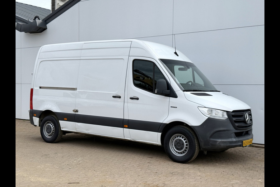 Mercedes-Benz eSprinter 312 55kWh L2H2 Elektrisch 168km WLTP 93.4% (SOH) 80kw Snelladen Climate Control Camera Stoelverwarming