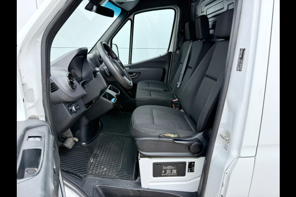 Mercedes-Benz eSprinter 312 55kWh L2H2 Elektrisch 168km WLTP 93.4% (SOH) 80kw Snelladen Climate Control Camera Stoelverwarming