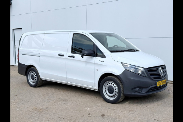 Mercedes-Benz eVito 112 66kWh L2 Elektrisch 97.7% (SOH) 280km WLTP Climate Control Cruise Control Carplay Camera Stoelverwarming Parkeersensoren