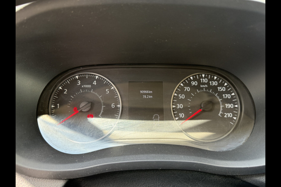Renault Master Plancher T35 2.3 DCi 145pk L4H1 Airco Cruise Control Camera Bakwagen Meubelbak Foodtruck