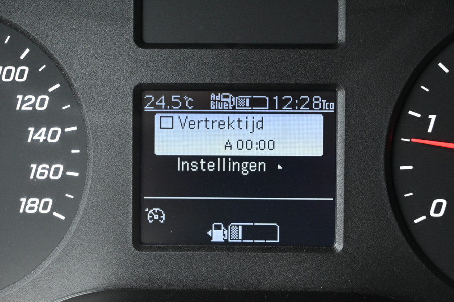 Mercedes-Benz Sprinter 314 CDI L2H2 RWD Standkachel, Navigatie met camera, Trekhaak