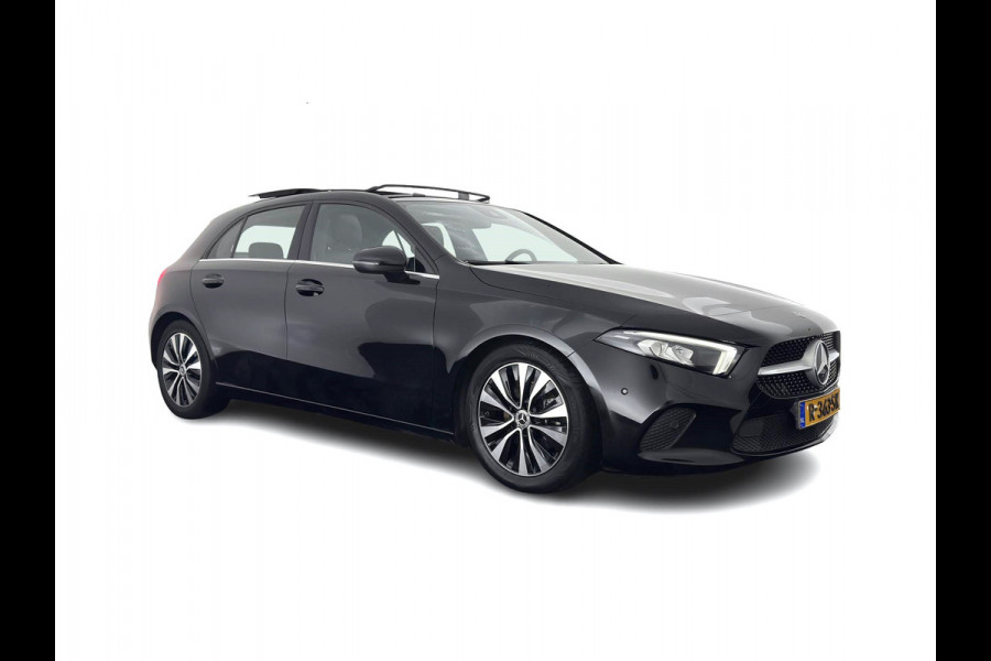 Mercedes-Benz A-Klasse 180 d Advantage (INCL-BTW) *PANO | LEATHER-FABRIC | WIDE-DIGICOCKPIT | AMBIENT-LIGHT | FULL-LED | SURROUND-VIEW | NAVI-FULLMAP | CARBON-INLAY | HEATED-SPORTSEATS | 17''ALU*