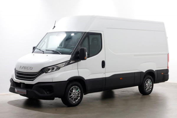Iveco Daily 35S21 3.0 210pk L2H2 HiMatic Automaat LED/Airco/Trekhaak 3500kg NIEUW 11-2024