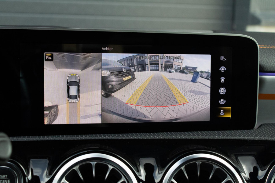 Mercedes-Benz CLA-Klasse 200 Orangeart Edition AMG PANO 360 Stoelverwarming Alarmsysteem