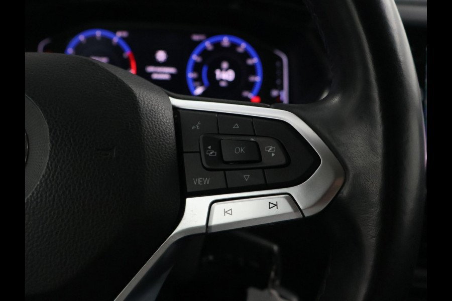 Volkswagen T-Cross 1.0 TSI LIFE + VIRTUAL COCKPIT | NAVIGATIE | ADAPTIVE CRUISE | APPLE CARPLAY | DODEHOEK ASSISTENT