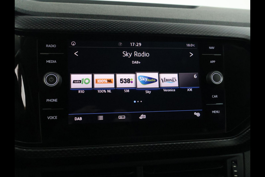 Volkswagen T-Cross 1.0 TSI LIFE + VIRTUAL COCKPIT | NAVIGATIE | ADAPTIVE CRUISE | APPLE CARPLAY | DODEHOEK ASSISTENT