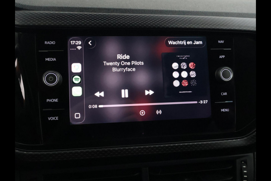 Volkswagen T-Cross 1.0 TSI LIFE + VIRTUAL COCKPIT | NAVIGATIE | ADAPTIVE CRUISE | APPLE CARPLAY | DODEHOEK ASSISTENT