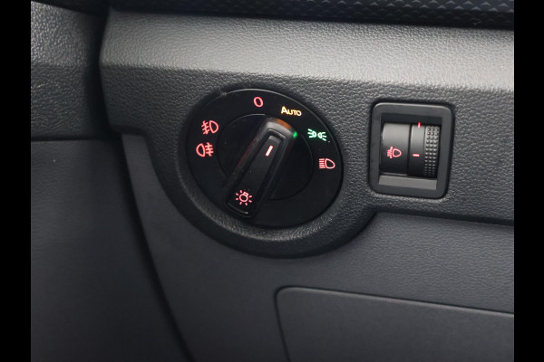 Volkswagen T-Cross 1.0 TSI LIFE + VIRTUAL COCKPIT | NAVIGATIE | ADAPTIVE CRUISE | APPLE CARPLAY | DODEHOEK ASSISTENT