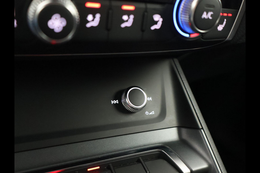 Audi Q3 35 TFSI S-LINE 150 PK AUT. + VIRTUAL | CARPLAY | STANDKACHEL | LEDER | MATRIX LED