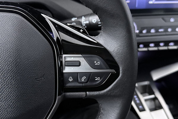 Peugeot 308 1.2 PureTech Active Pack Business (NAVIGATIE, STOELVERWARMING, CRUISE CONTROL, PARKEERSENSOREN)