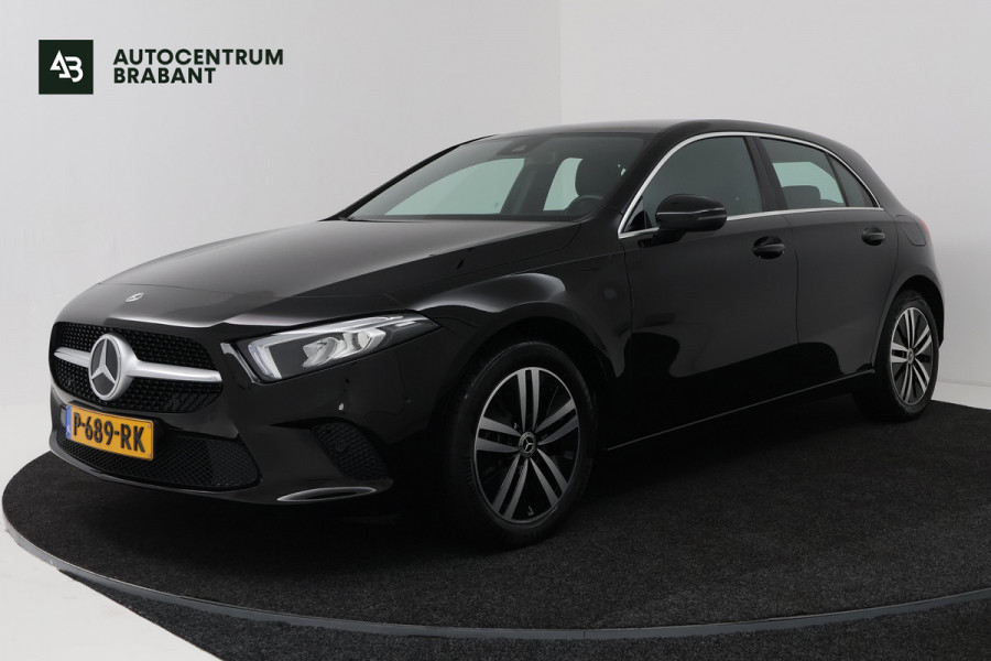 Mercedes-Benz A-Klasse 250 e Business Solution Luxury Limited (STOELVERWARMING, SFEERVERLICHTING, CAMERA, CRUISE CONTROL)