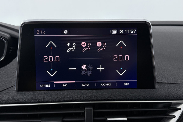 Peugeot 3008 1.2 PureTech GT Line (PANORAMADAK, TREKHAAK, CAMERA, CRUISE CONTROL, PARKEERSENSOREN)
