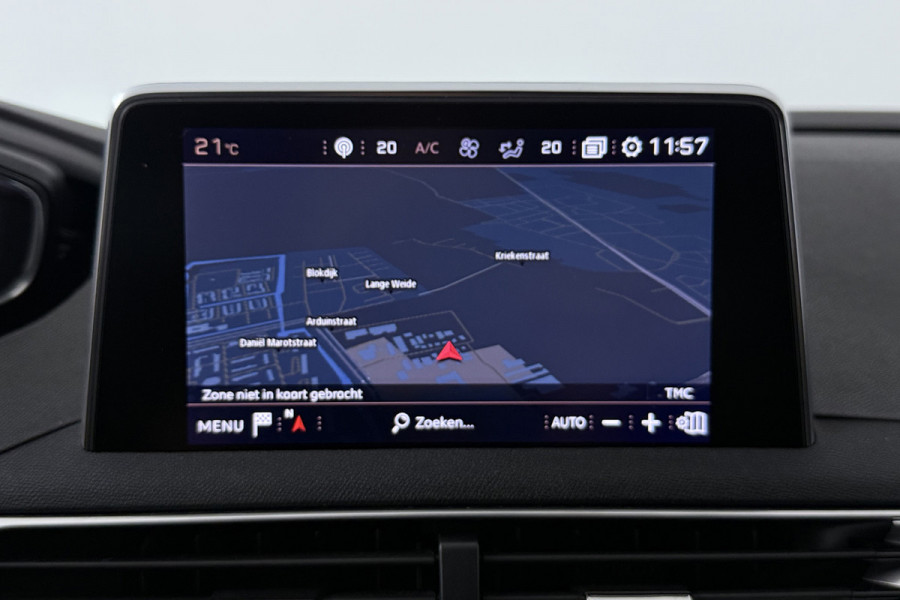 Peugeot 3008 1.2 PureTech GT Line (PANORAMADAK, TREKHAAK, CAMERA, CRUISE CONTROL, PARKEERSENSOREN)