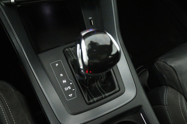 Audi Q3 Sportback 35 TFSI Pro Line S (PANORAMADAK, CAMERA, STOELVERWARMING, NAVIGATIE, CRUISE ADAPTIEF, PARKEERSENSOREN)