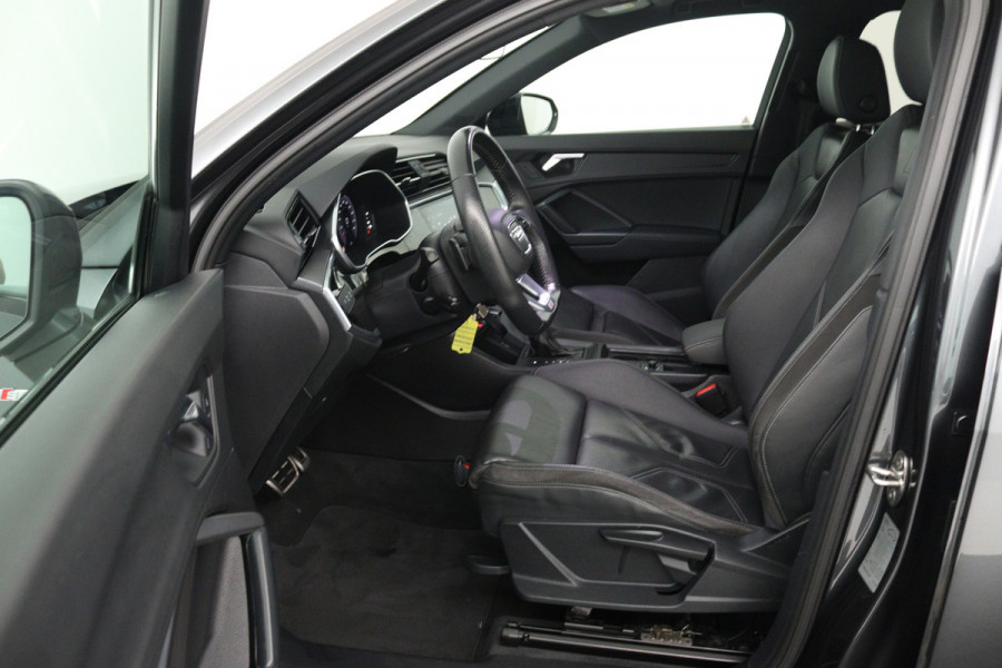 Audi Q3 Sportback 35 TFSI Pro Line S (PANORAMADAK, CAMERA, STOELVERWARMING, NAVIGATIE, CRUISE ADAPTIEF, PARKEERSENSOREN)