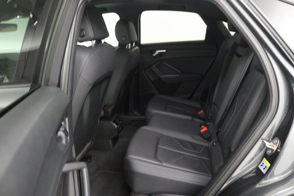 Audi Q3 Sportback 35 TFSI Pro Line S (PANORAMADAK, CAMERA, STOELVERWARMING, NAVIGATIE, CRUISE ADAPTIEF, PARKEERSENSOREN)