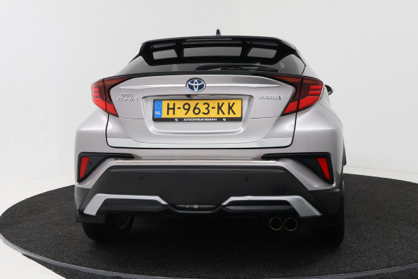Toyota C-HR 2.0 Hybrid Bi-Tone (SFEERVERLICHTING, STOELVERWARMING, ACHTERUITRIJCAMERA, PARKEERSENSOREN)