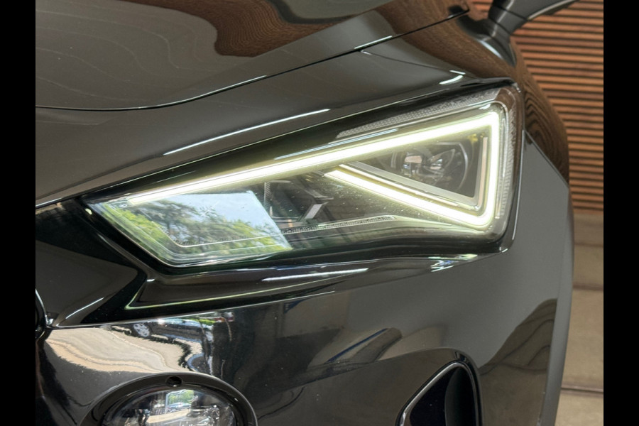 CUPRA Formentor 1.4 e-Hybrid VZ Tribe Edition | Pano | Trekhaak | Beats | 360° Camera | ACC | Travel Assist | Matrix LED | 245 PK