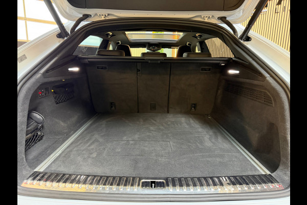 Audi Q8 55 TFSI e quattro 3X S-LINE |PANO|B&O|MASSAGE|SOFTCLOSE|360 CAM|STOELVERKOELING|LUCHTVERING|AMBIENT|23INCH|DEALER ONDERHOU
