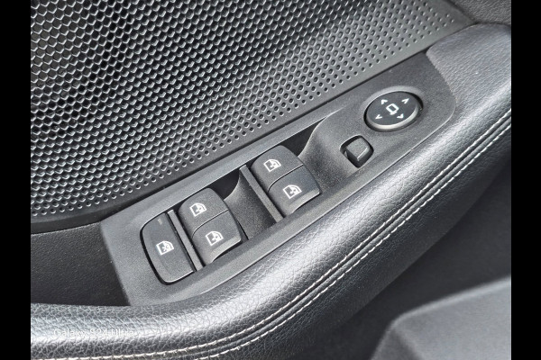 BMW 1-serie 118i High Executive Edition / Aut / NAP / Dig Cockpit / Navi / Leder / Cruise Control / Led / Pdc / Nette Staat