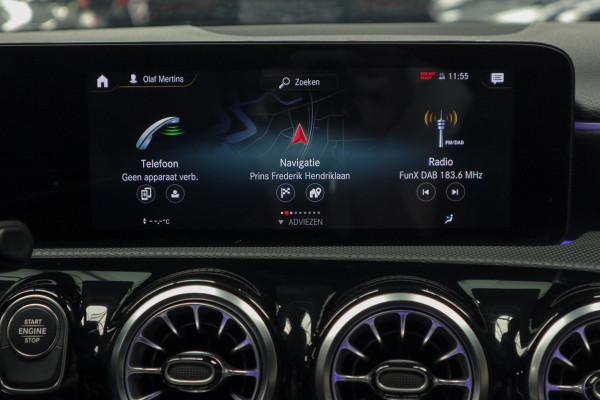 Mercedes-Benz A-Klasse 250e AMG Panodak Leer Navi PTS Ambient Climate Zwarte binnenhemel Cruise Stoelverwarming LM velgen EQ BTW auto!