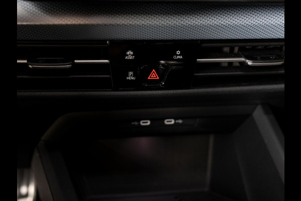 Volkswagen Golf 1.5 TSI / 116pk / Stoelverwarming / Navigatie / Adaptieve cruise control / Apple carplay / Airco