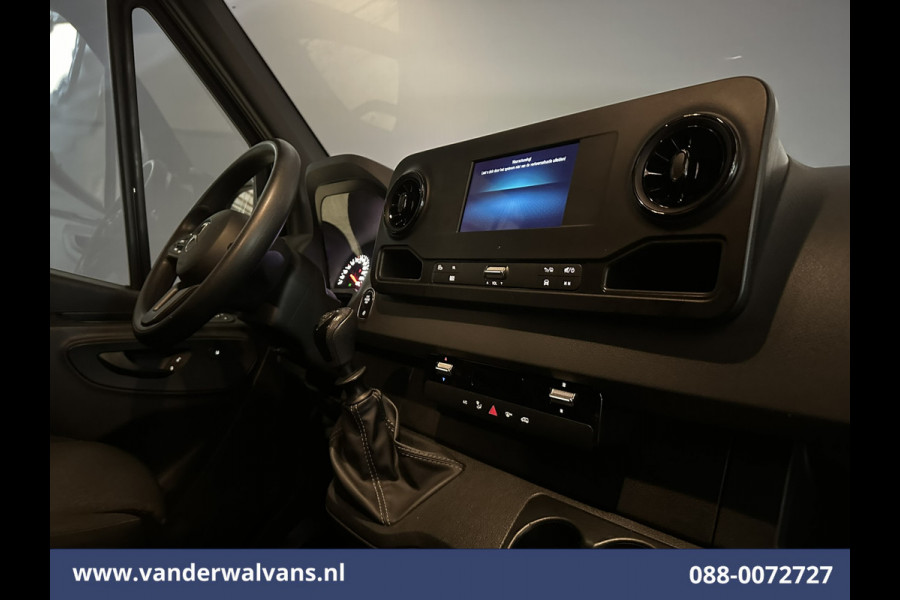 Mercedes-Benz Sprinter 317 CDI 170pk L3H2 Euro6 Airco | Camera | Apple Carplay | Cruisecontrol | Stoelverwarming Android Auto, Parkeersensoren, Bijrijdersbank