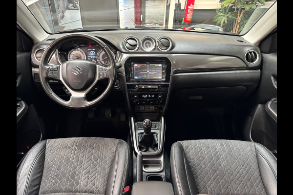 Suzuki Vitara 1.0 Boosterjet Stijl / Panorama Dak /Navi