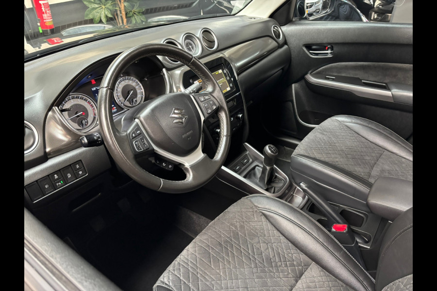 Suzuki Vitara 1.0 Boosterjet Stijl / Panorama Dak /Navi
