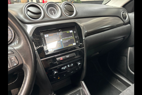 Suzuki Vitara 1.0 Boosterjet Stijl / Panorama Dak /Navi